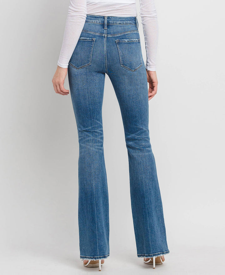 HIGH RISE BOOTCUT JEANS