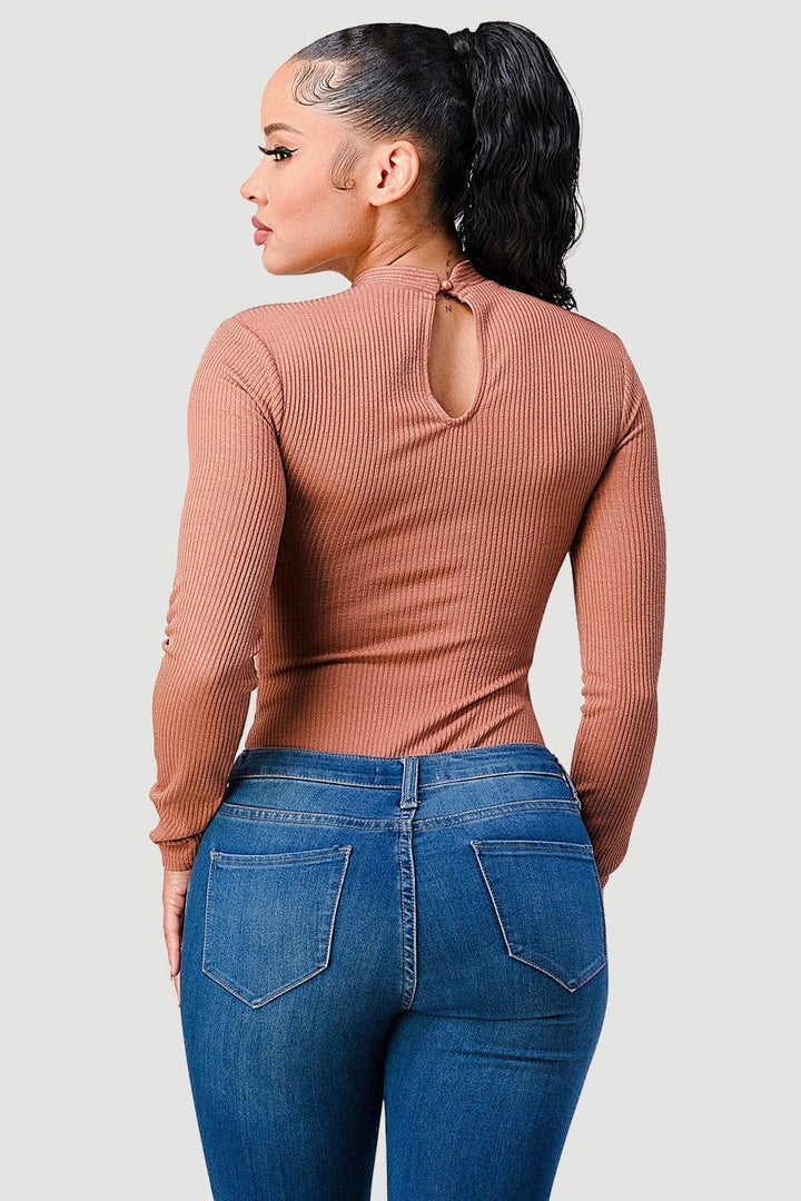 CUTOUT KEYHOLE BODYSUIT