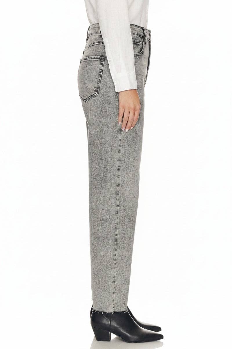 HIGH RISE  BARREL JEANS